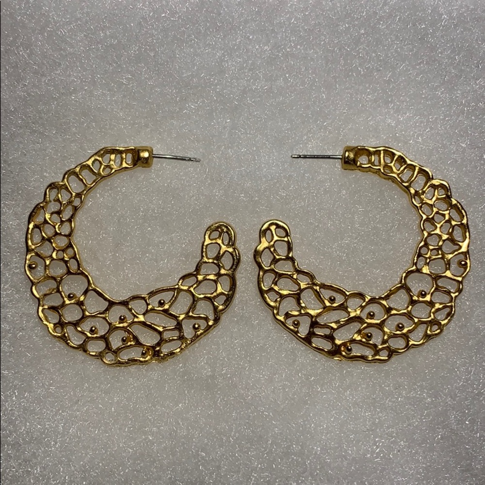 Medium Hoops